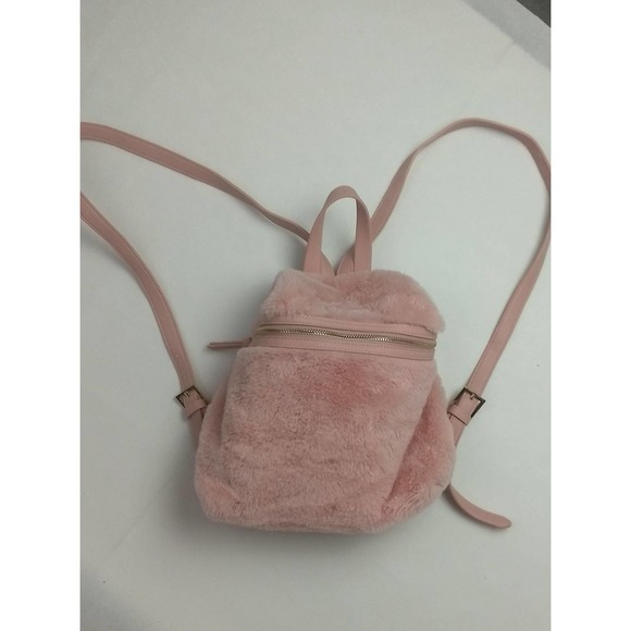 Handbags - 💟3/$15..Mini backpack fuzzy fluffy pink